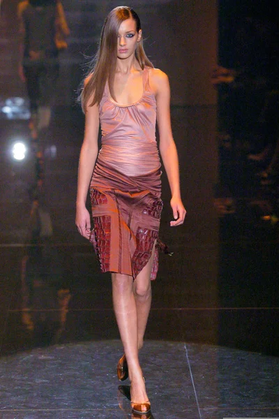Look 9